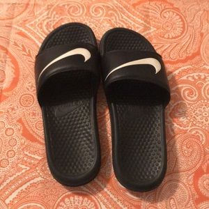 Nike slides